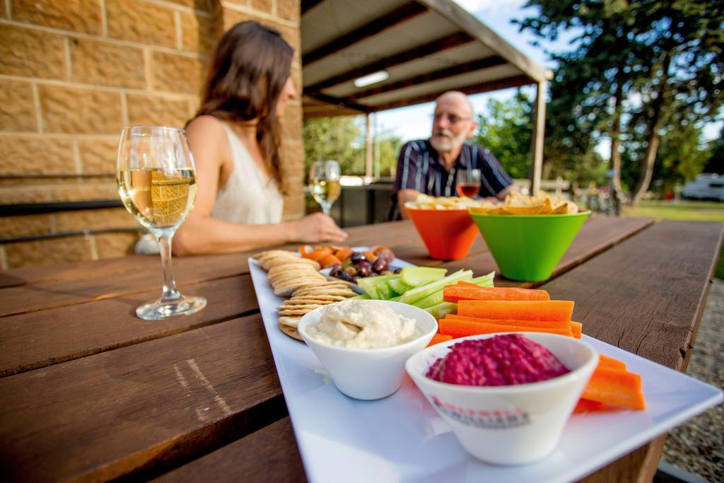 Big4 Castlemaine Gardens Hotell Eksteriør bilde