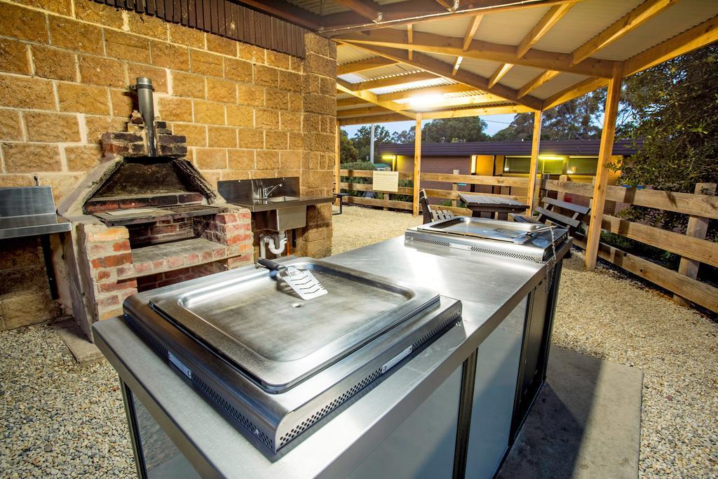 Big4 Castlemaine Gardens Hotell Eksteriør bilde